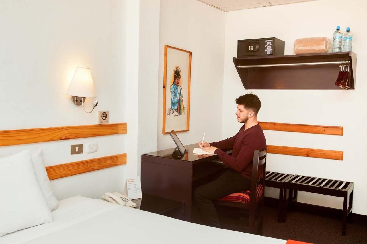 Casa Andina Standard Puno Hotel Eksteriør billede